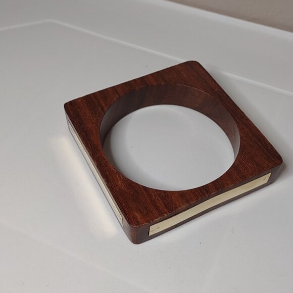 8 Inch Vintage Square Wooden Bangle - Picture 2 of 7